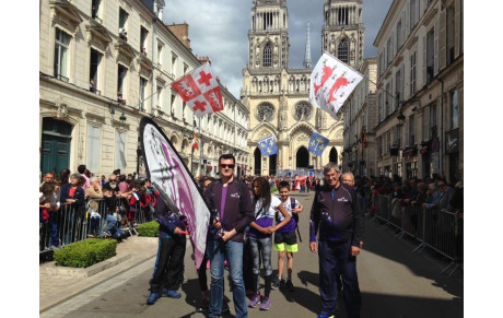 L'ECO CJF au défilé  des fêtes de Jeanne d'Arc