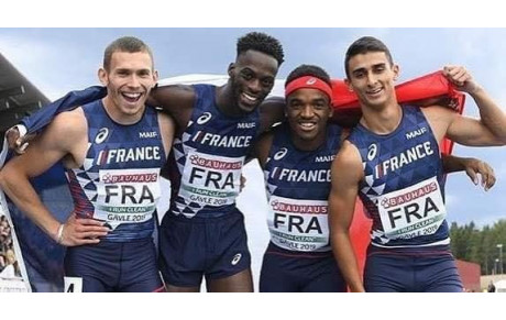 Amaury en Argent avec le 4x100m de l'équipe de France U23